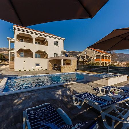 Villa Lamarin Kastela Exterior photo