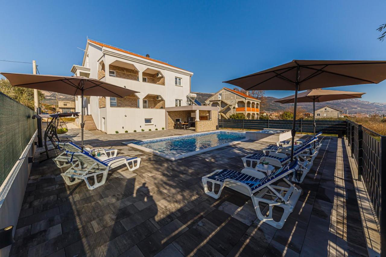 Villa Lamarin Kastela Exterior photo