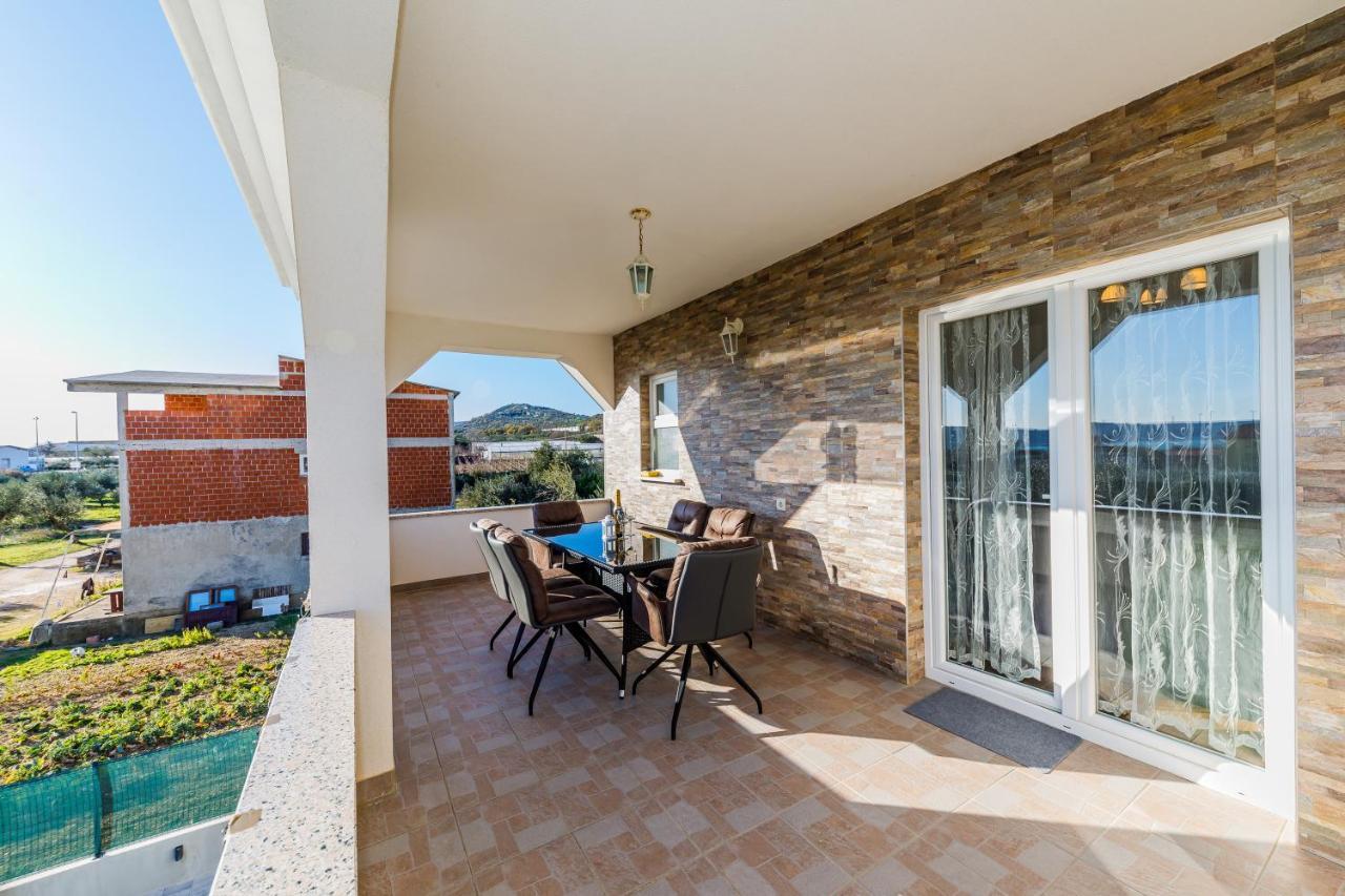 Villa Lamarin Kastela Exterior photo